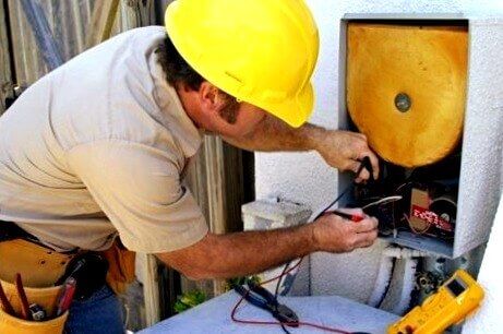 electricista Eibar realizando aumentos de potencia